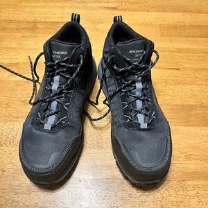 Skechers Men's Black slip-ins Relaxed Fit